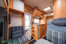 Lataa kuva Galleria-katseluun, Adria 697 SL