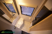 Lataa kuva Galleria-katseluun, Adria Action