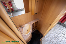 Ladda upp bild till gallerivisning, Dethleffs CAMPER