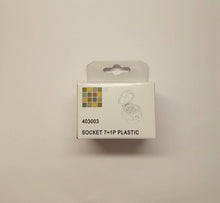 Lataa kuva Galleria-katseluun, Pistorasia muovi 7-napainen