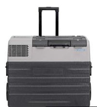 Lataa kuva Galleria-katseluun, Frezzer matkajääkaappi 52l, 12/24/230