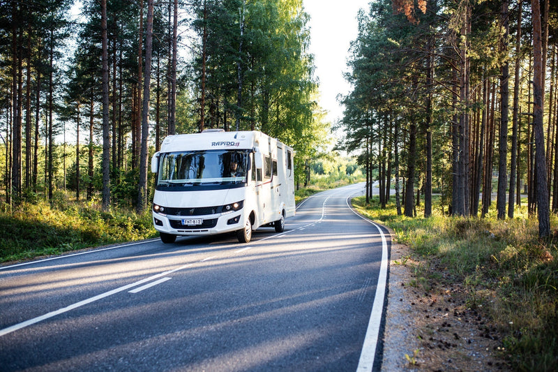 Matkailuauto kevätkuntoon: 7 huoltovinkkiä