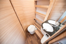 Ladda upp bild till gallerivisning, Dethleffs T 7051

