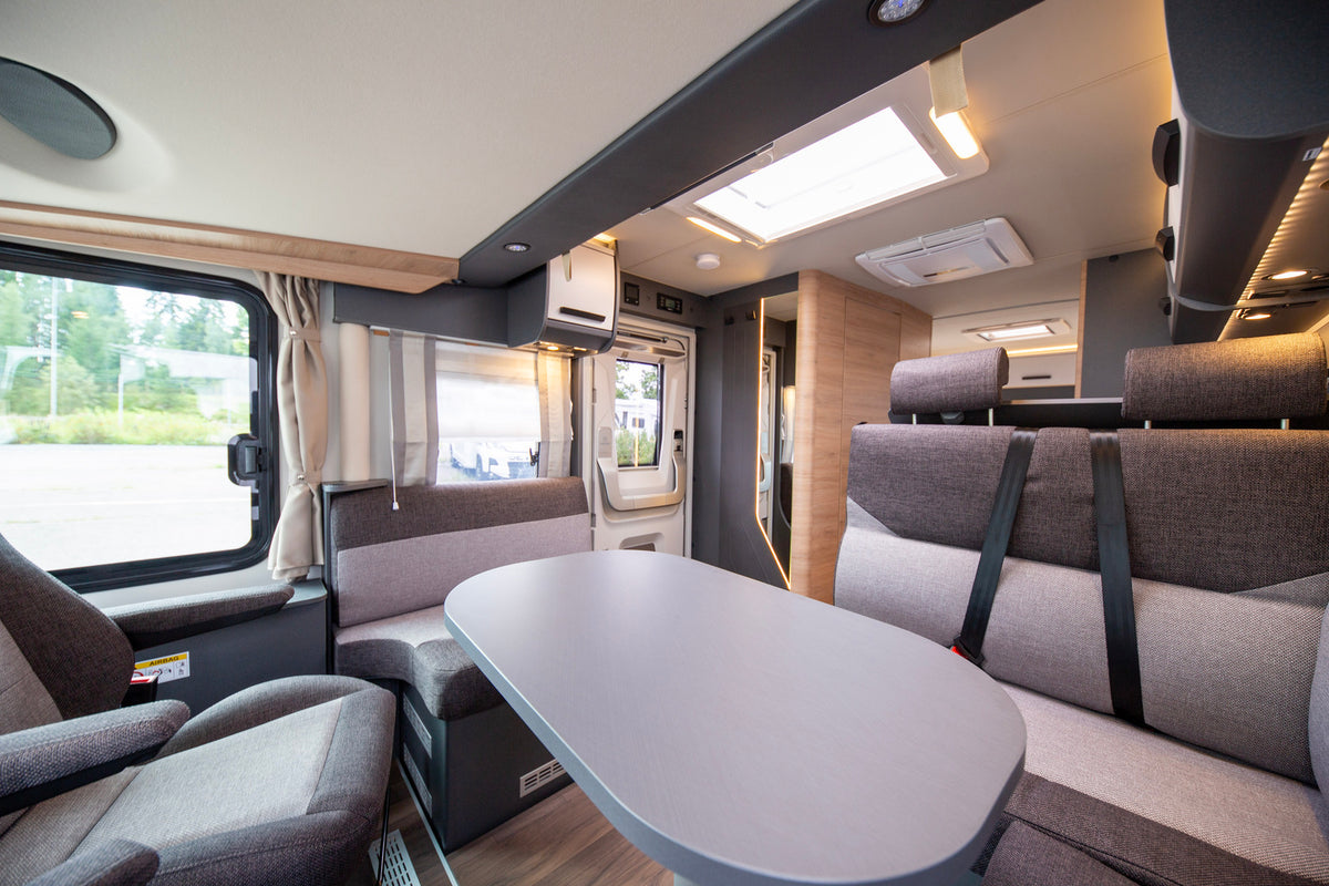 Knaus Live I 700 MEG