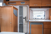 Lataa kuva Galleria-katseluun, Fiat-Hymer C 644
