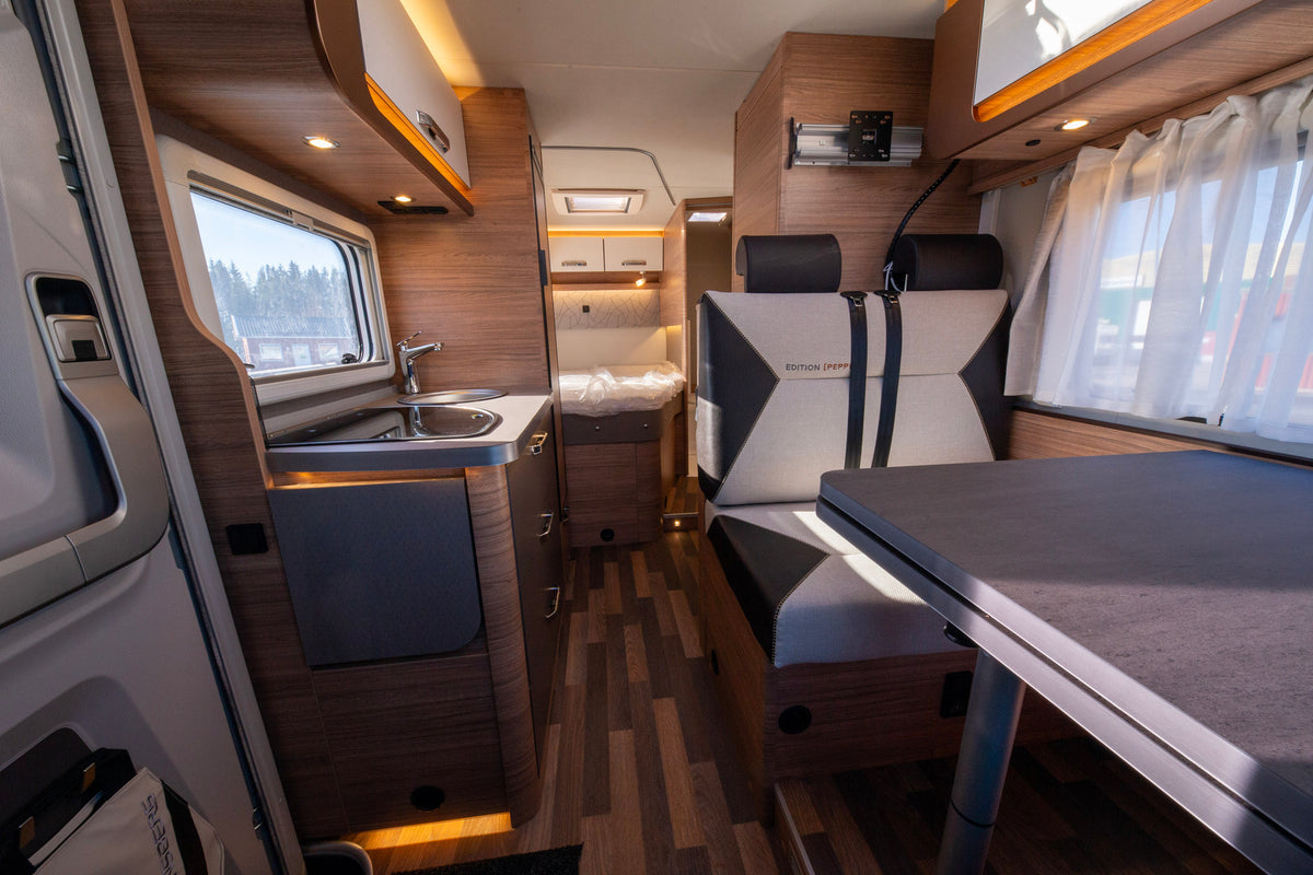 Weinsberg CaraCompact 600 MF Edition [PEPPER]