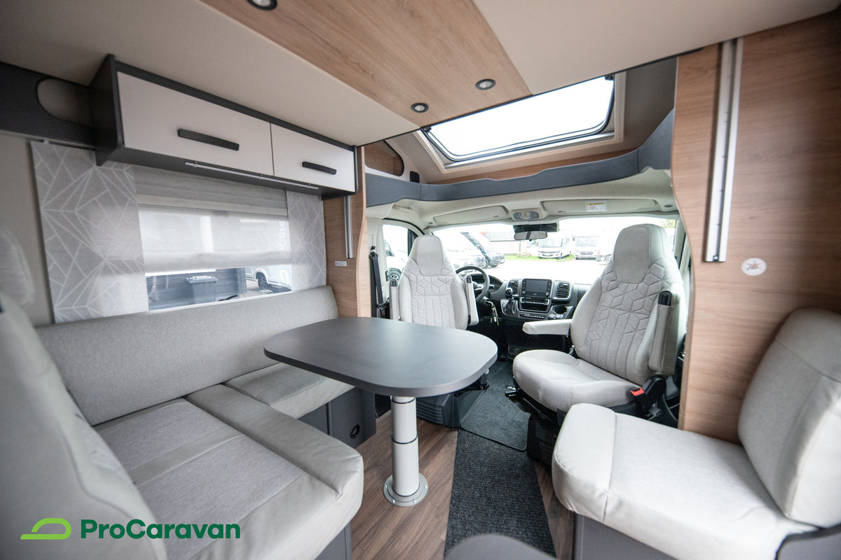 Knaus Live Wave 650 MEG Platinum Selection