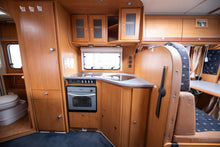 Lataa kuva Galleria-katseluun, Dethleffs RT 6844 Esprit
