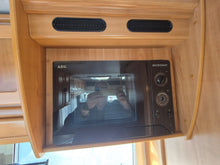Lataa kuva Galleria-katseluun, Hymer B 584
