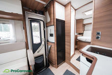 Lataa kuva Galleria-katseluun, Rapido 686F Scandinavian Exclusive
