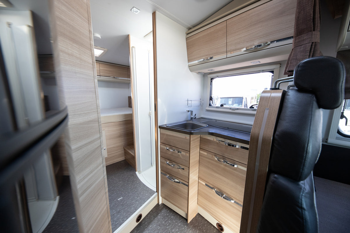 Adria Matrix M 670 SP