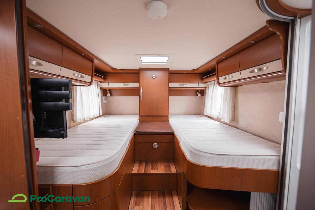 Hymer B 678
