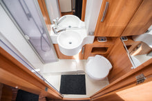 Lataa kuva Galleria-katseluun, Hymer T 692 CL
