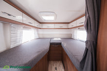 Ladda upp bild till gallerivisning, LMC Breezer V 646G
