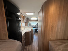 Lataa kuva Galleria-katseluun, Kabe Travel Master C 740 LGB
