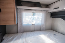 Ladda upp bild till gallerivisning, Knaus Live Ti 650 MEG Platinum Selection
