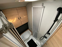 Lataa kuva Galleria-katseluun, Knaus Live Ti 650 MF Platinum Selection
