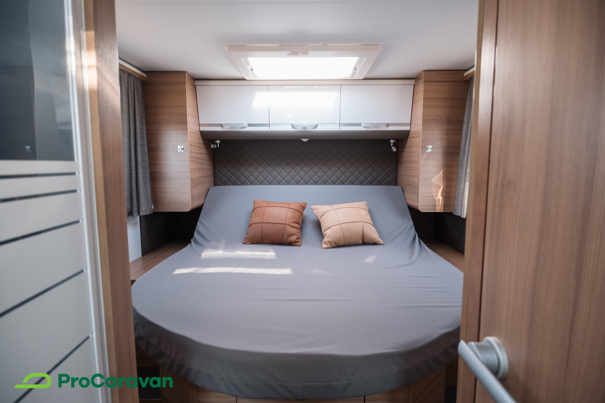 Adria Matrix Plus 670 DC