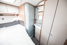 Ladda upp bild till gallerivisning, Knaus Van Ti 550 MF Vansation
