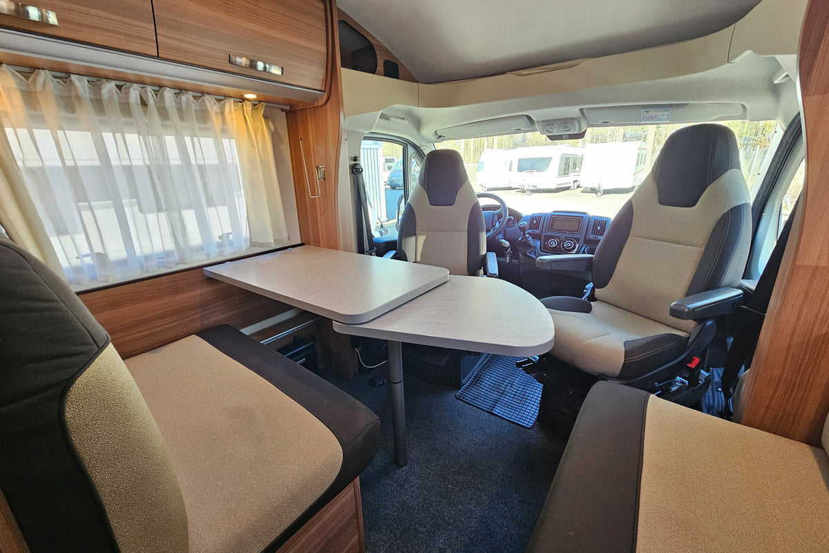 Weinsberg Caraloft 650 MF