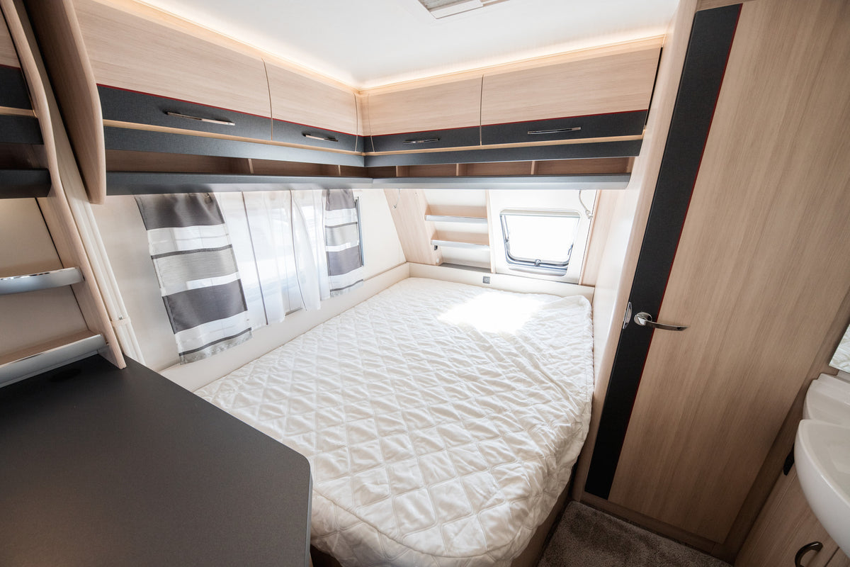 HOBBY 650 KMFe De Luxe Edition