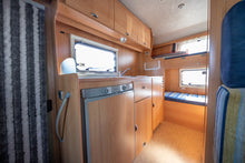 Lataa kuva Galleria-katseluun, Elnagh Baron 37
