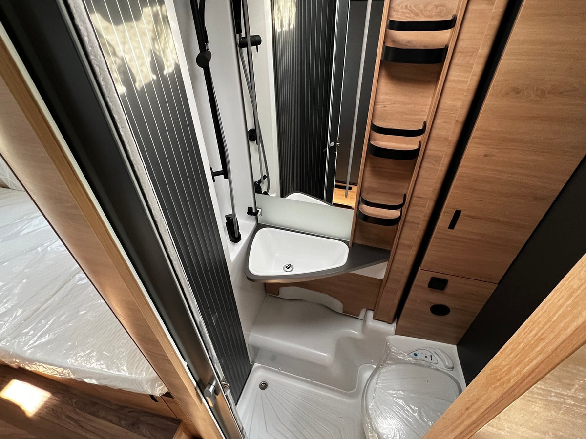Knaus Live Ti 650 MEG Platinum Selection