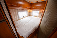 Ladda upp bild till gallerivisning, Hobby T 650 FLC Siesta
