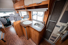 Lataa kuva Galleria-katseluun, Hymer A C682 CL
