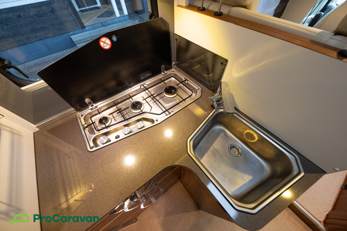Adria Matrix M 650 SF