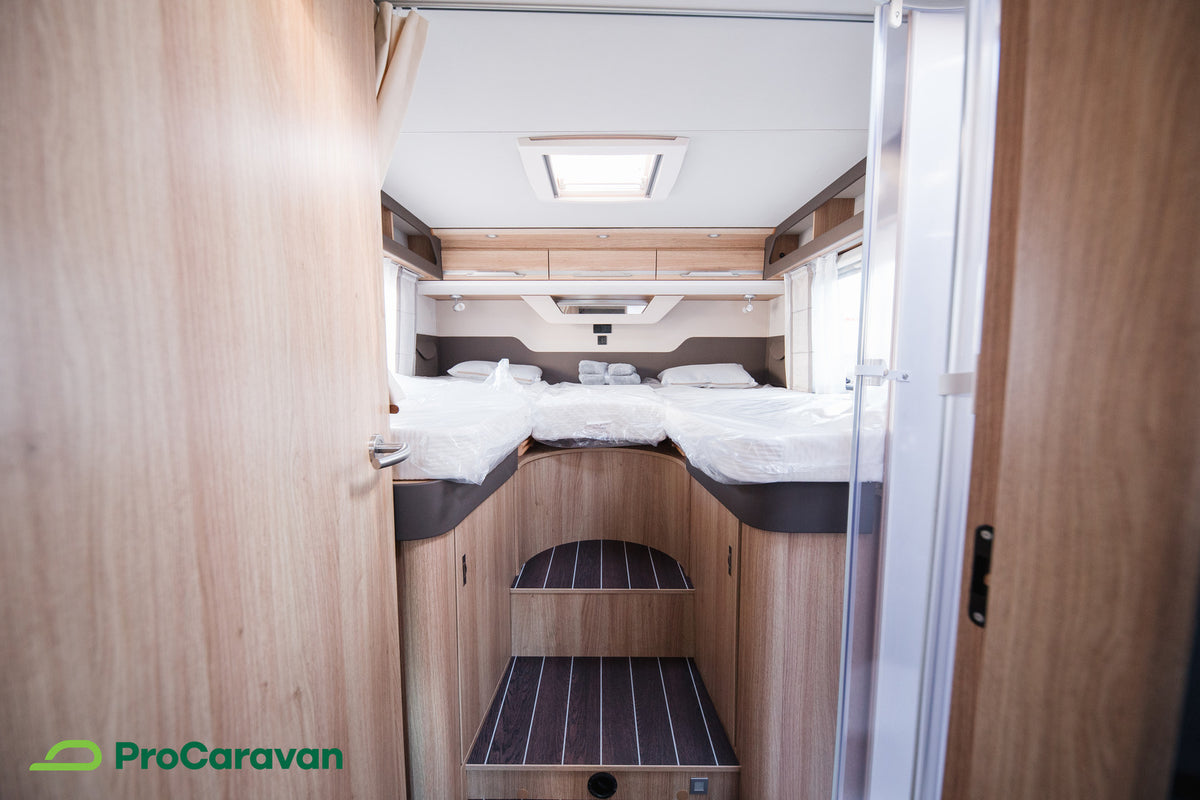 Knaus Sky Wave 700 MEG 60 Years