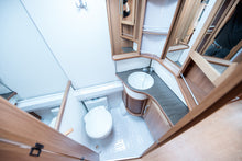 Ladda upp bild till gallerivisning, Kabe Royal
