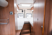 Ladda upp bild till gallerivisning, Adria Twin 640 SL
