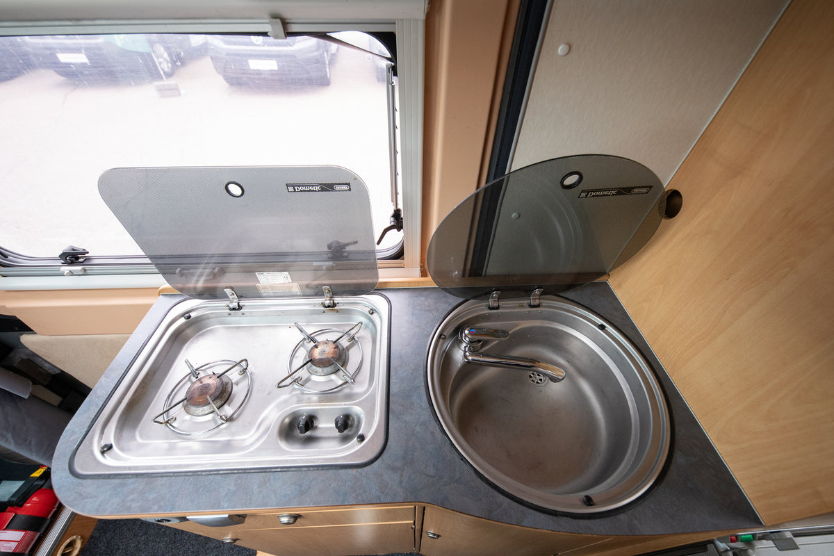 Adria Twin 600