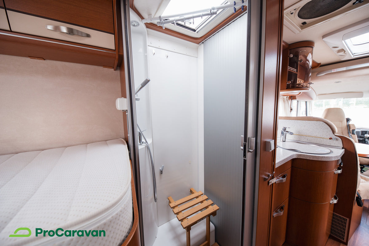 Hymer B 678