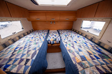 Ladda upp bild till gallerivisning, ADRIA 660 SL CORAL
