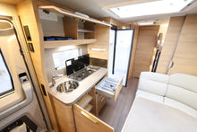 Lataa kuva Galleria-katseluun, Knaus Südwind 60 Years
