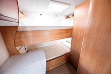 Ladda upp bild till gallerivisning, Eura Mobil A 640 VB
