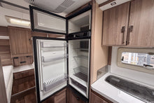 Lataa kuva Galleria-katseluun, Kabe TM C 740 LB
