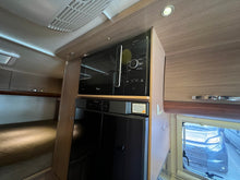 Lataa kuva Galleria-katseluun, Adria Matrix Axess M 680 SP
