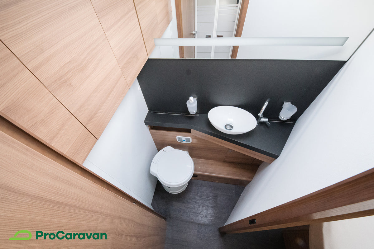 Adria Coral S 670 SC