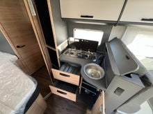 Lataa kuva Galleria-katseluun, Knaus Live Ti 650 MF Platinum Selection
