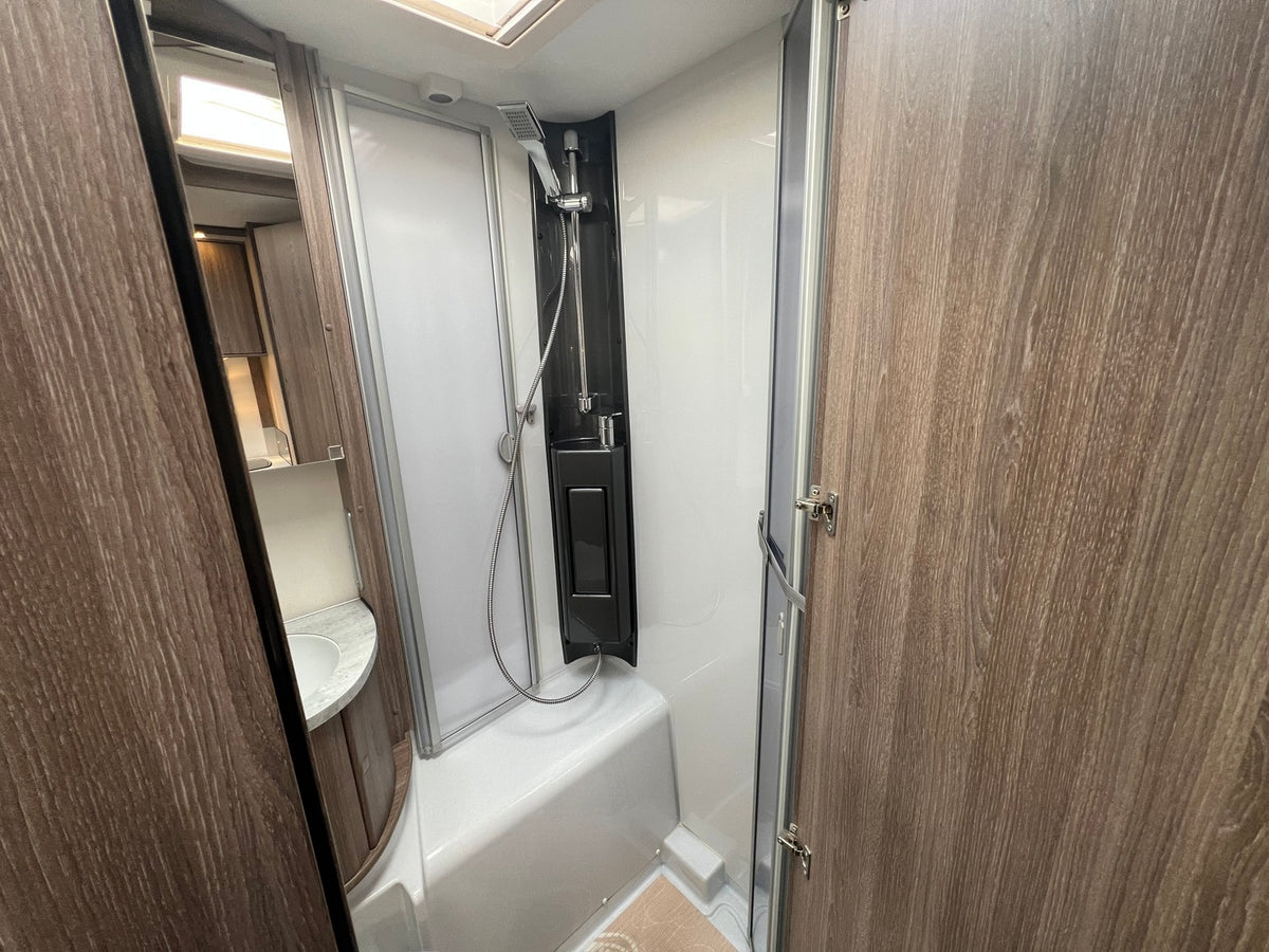 Kabe Travel Master C 740 LGB
