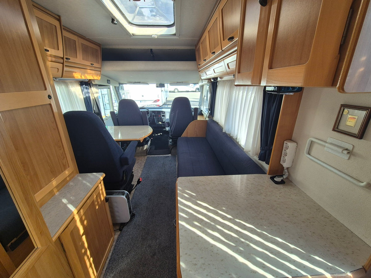 Hymer B 584