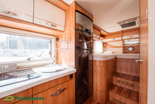 Ladda upp bild till gallerivisning, Hymer B 585 Starlight
