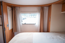 Lataa kuva Galleria-katseluun, Hymer T 692 CL
