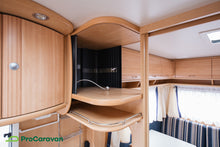 Ladda upp bild till gallerivisning, Dethleffs Camper
