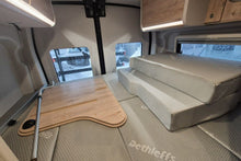 Lataa kuva Galleria-katseluun, Dethleffs Globetrail 590 C
