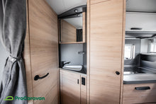 Lataa kuva Galleria-katseluun, Knaus Live Ti 650 MF Platinum Selection
