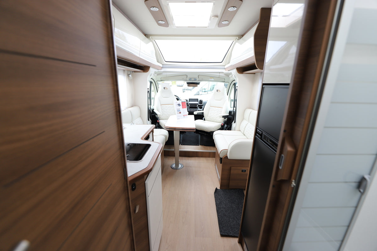 Rapido 696F R65 Edition